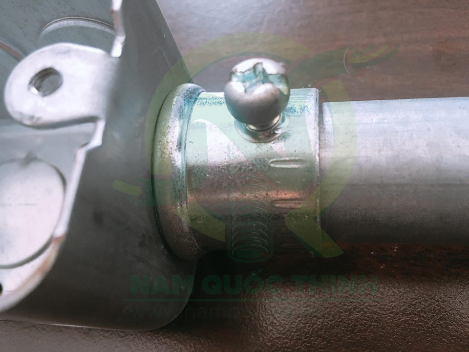 Đầu Nối Ống Thép Trơn EMT vào box 5