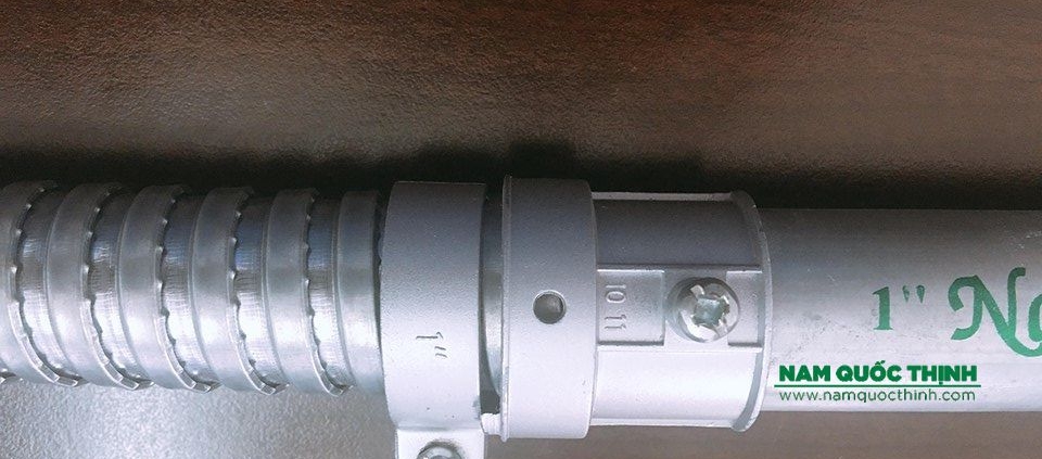 Đầu nối Ống thép EMT với Ống ruột gà thép 2