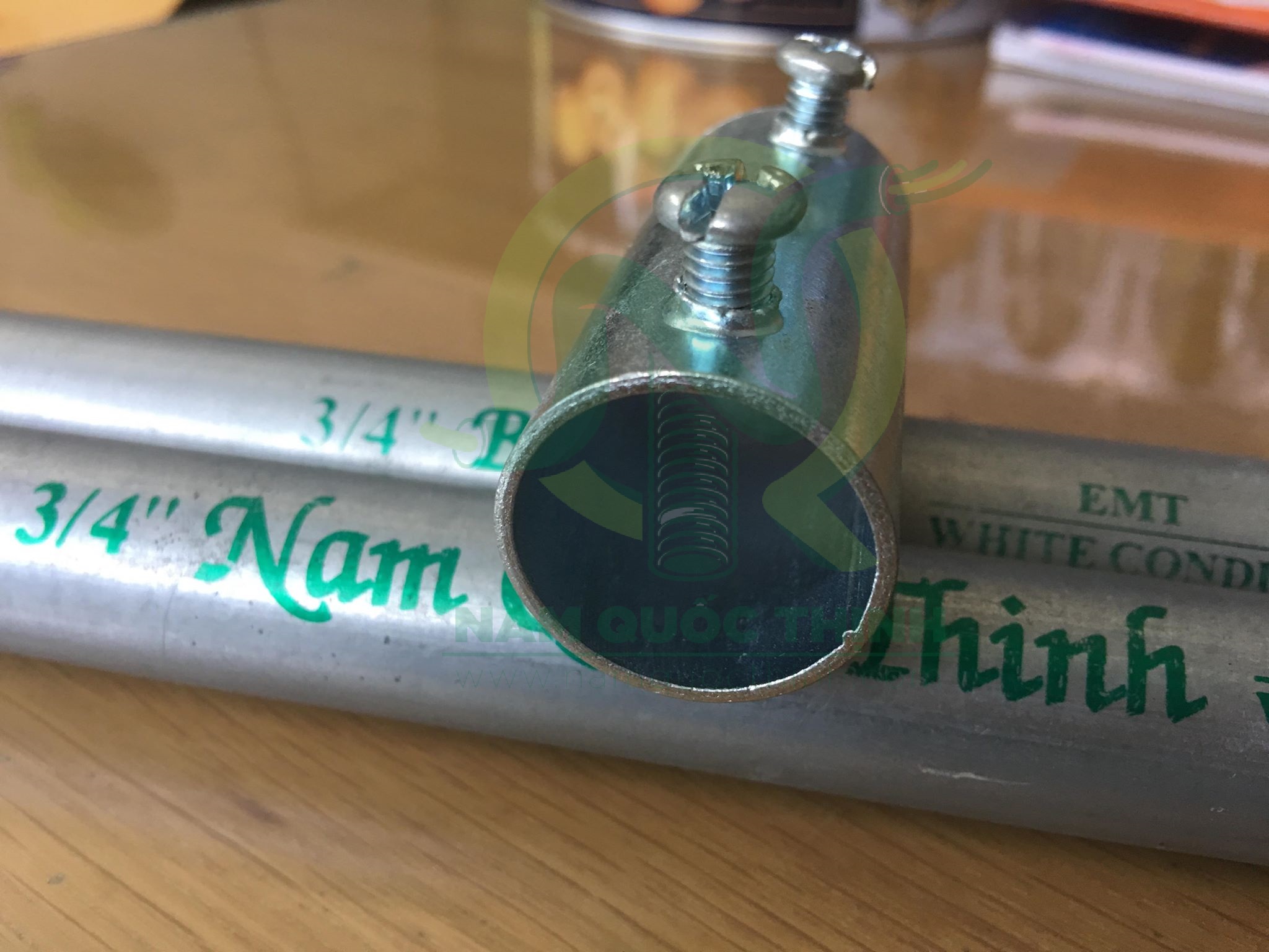 Khớp nối trơn EMT
