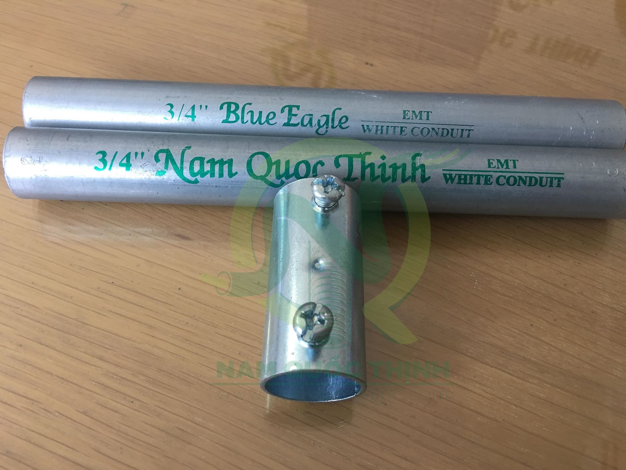 Khớp nối trơn EMT