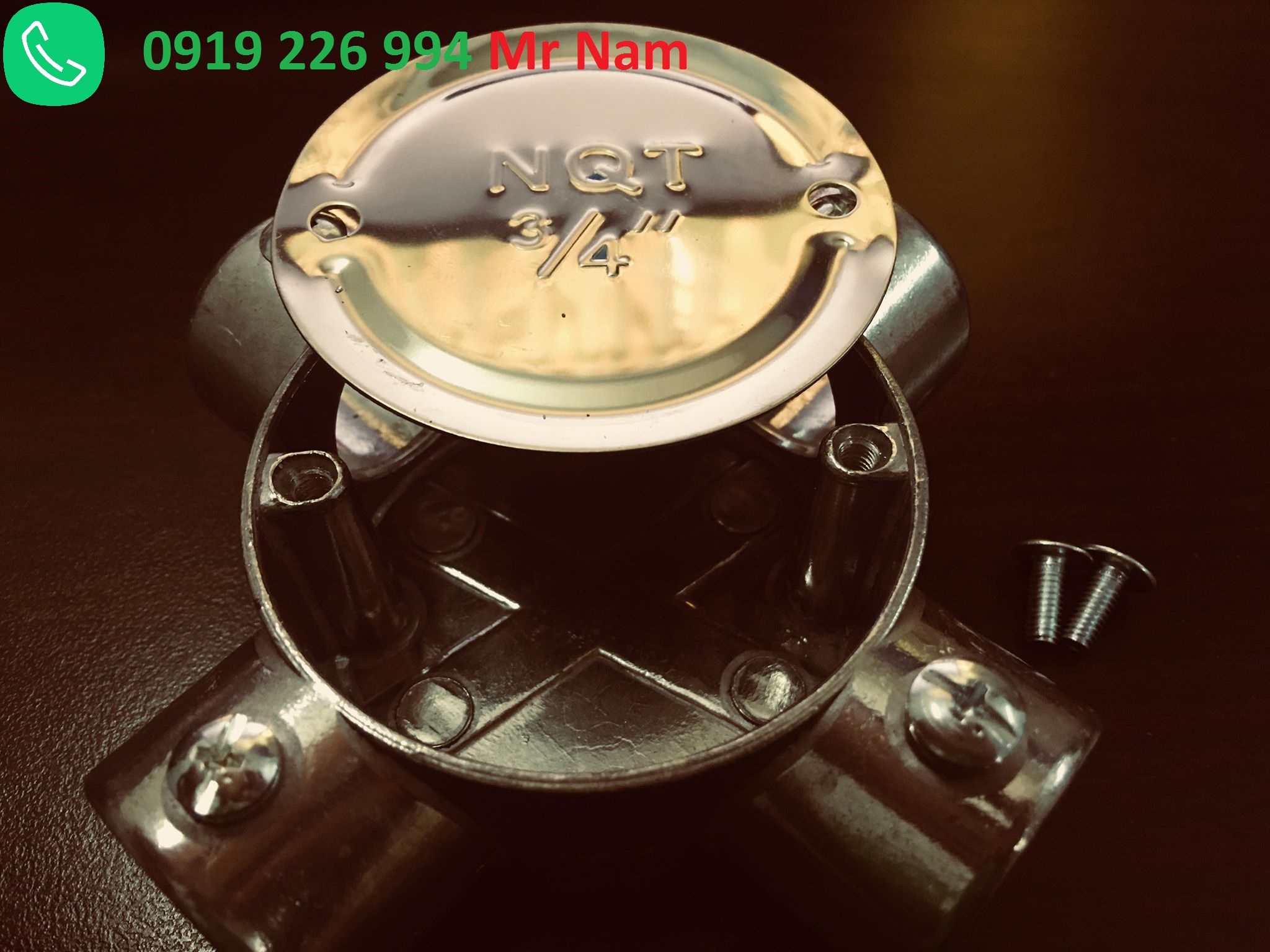 Phụ kiện ống thép luồn dây điện trơn 4 ngã