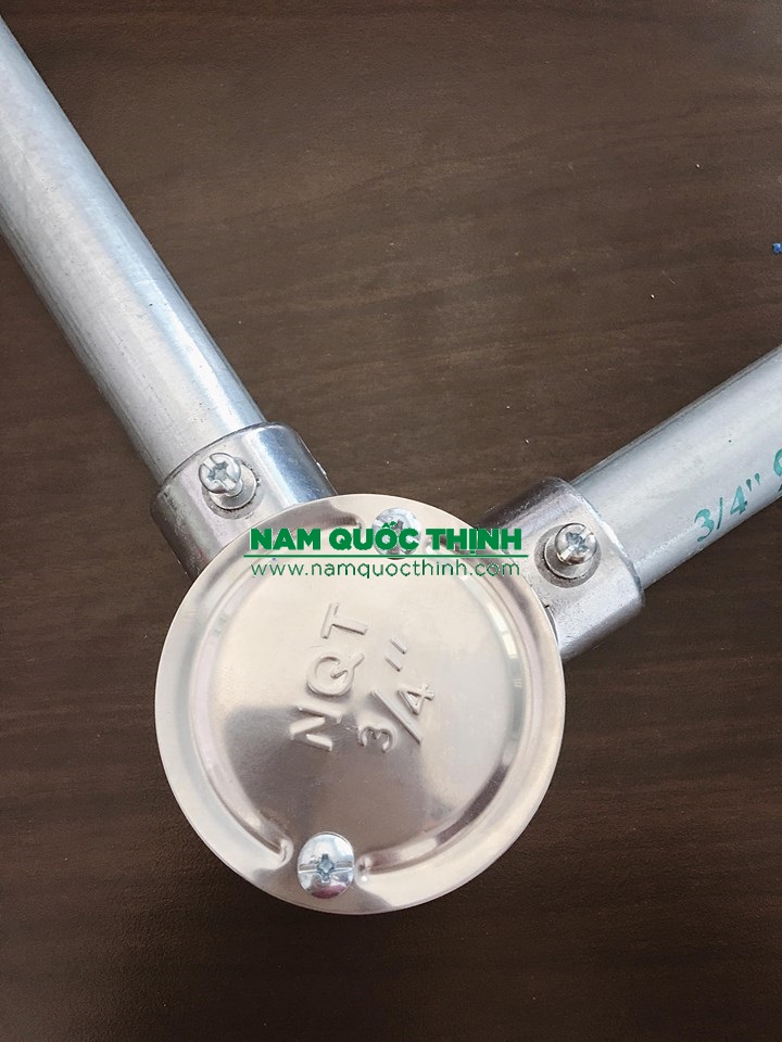 hộp 2 ngã vuông trơn emt 2 ngã vuông 3/4"